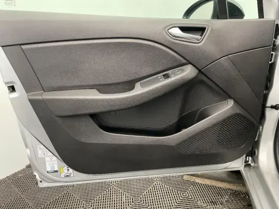 RENAULT CLIO V - voiture d'occasion - Photo 19