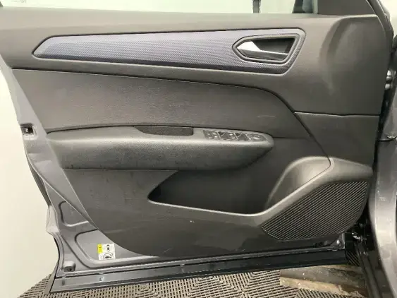 RENAULT ARKANA - voiture d'occasion - Photo 19