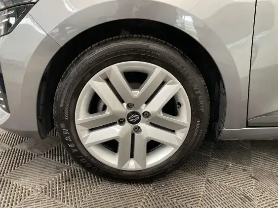 RENAULT CLIO V - voiture d'occasion - Photo 23