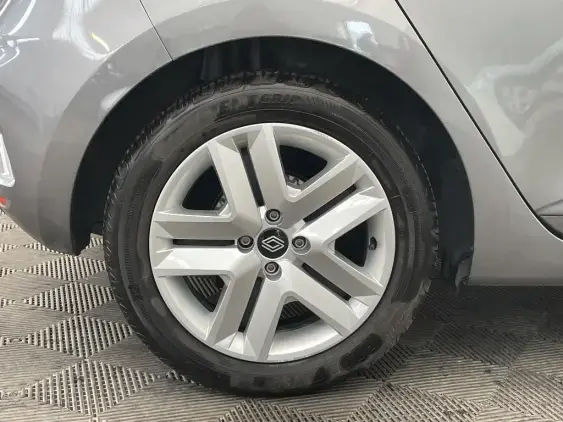 RENAULT CLIO V - voiture d'occasion - Photo 25