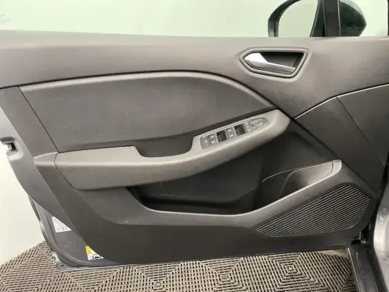 RENAULT CLIO V - voiture d'occasion - Photo 19