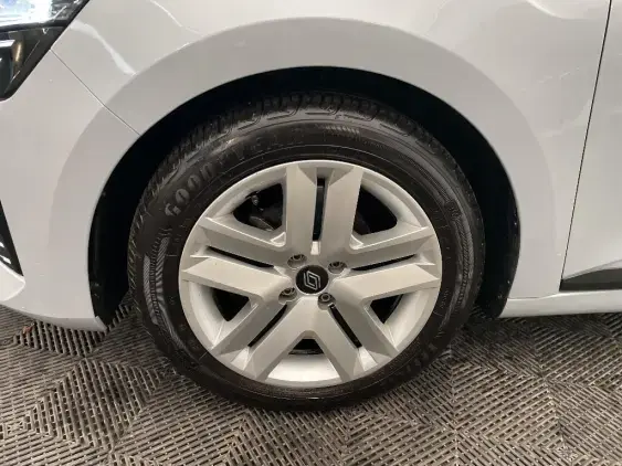 RENAULT CLIO V - voiture d'occasion - Photo 23