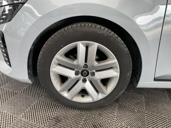 RENAULT CLIO V - voiture d'occasion - Photo 23