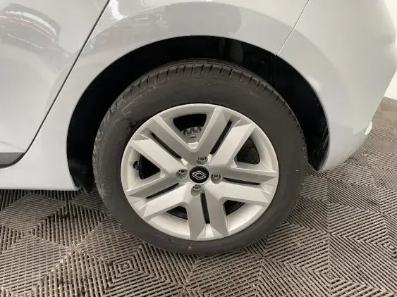 RENAULT CLIO V - voiture d'occasion - Photo 24