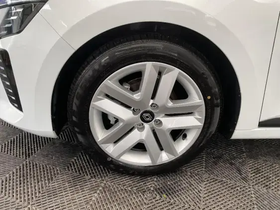 RENAULT CLIO V - voiture d'occasion - Photo 23