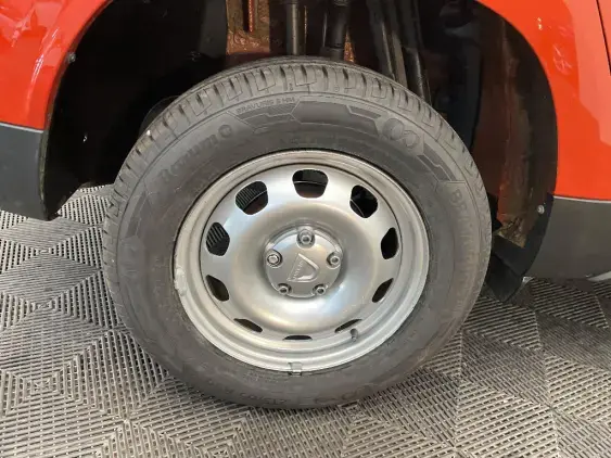 DACIA DUSTER II - voiture d'occasion - Photo 25