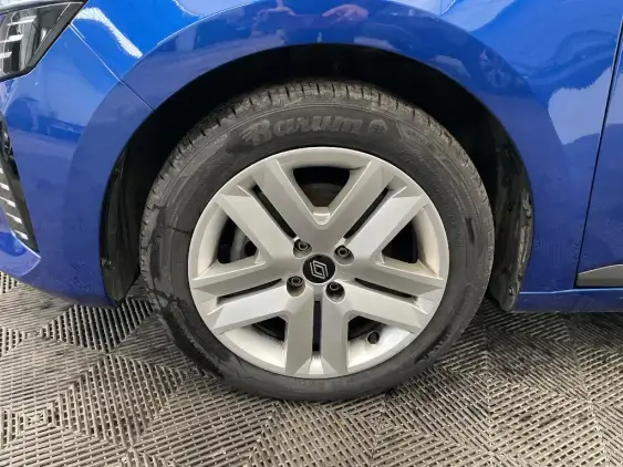 RENAULT CLIO V - voiture d'occasion - Photo 23