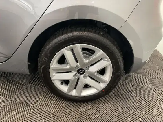 RENAULT CLIO V - voiture d'occasion - Photo 24