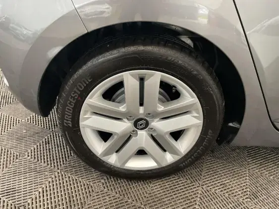 RENAULT CLIO V - voiture d'occasion - Photo 25