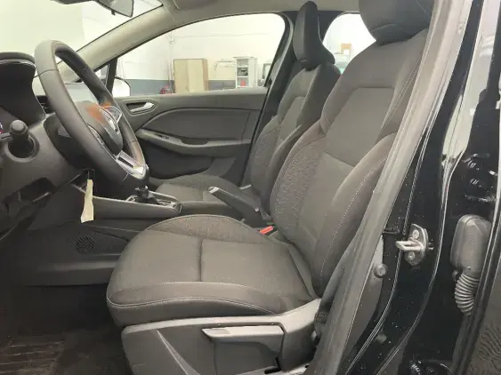 RENAULT CLIO V - voiture d'occasion - Photo 18