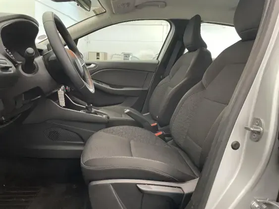 RENAULT CLIO V - voiture d'occasion - Photo 18