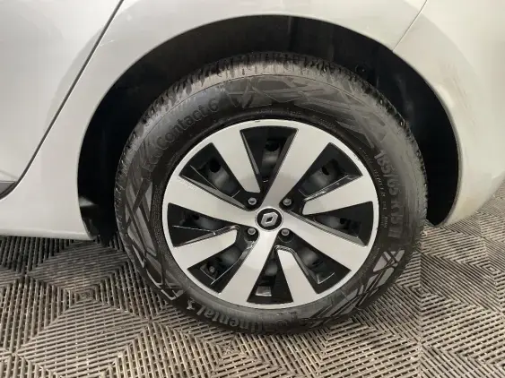 RENAULT CLIO V - voiture d'occasion - Photo 24