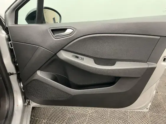 RENAULT CLIO V - voiture d'occasion - Photo 20