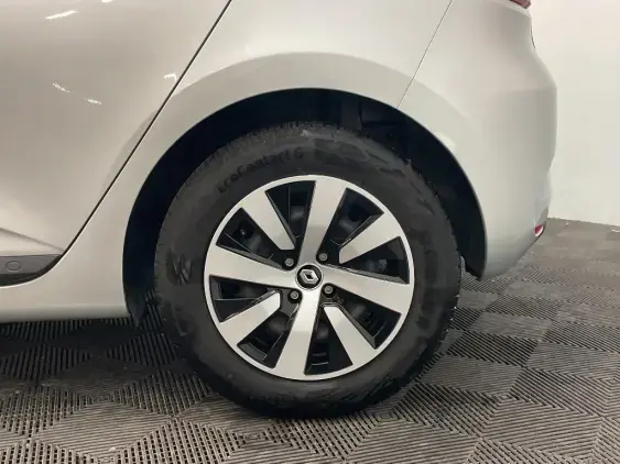 RENAULT CLIO V - voiture d'occasion - Photo 24