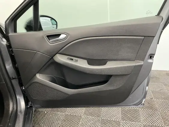 RENAULT CLIO V - voiture d'occasion - Photo 20