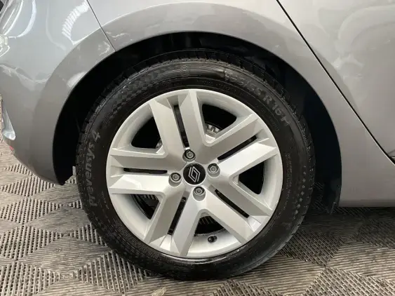 RENAULT CLIO V - voiture d'occasion - Photo 25