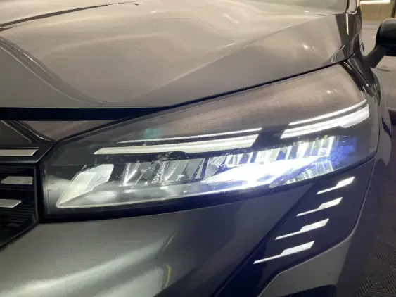 RENAULT CLIO V - voiture d'occasion - Photo 22