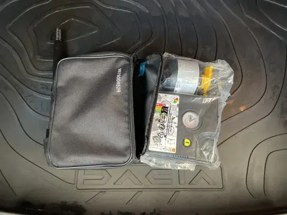 DACIA DUSTER III - voiture d'occasion - Photo 17