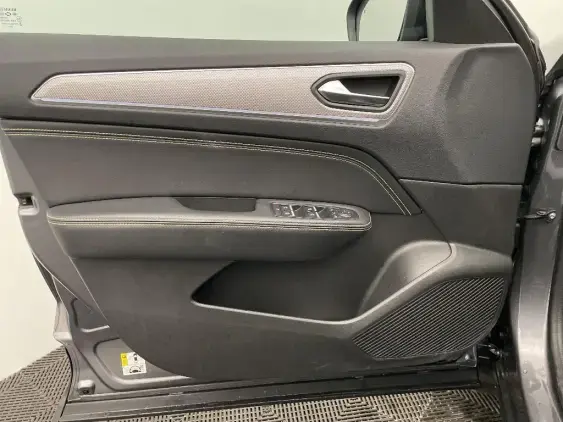 RENAULT ARKANA - voiture d'occasion - Photo 19