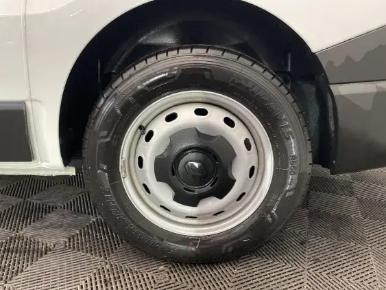 RENAULT TRAFIC FG III - voiture d'occasion - Photo 24