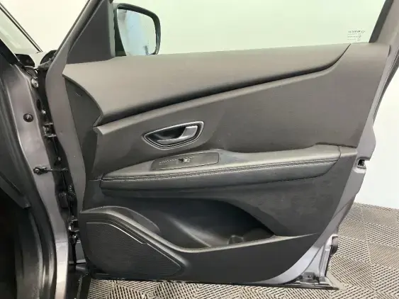 RENAULT GRAND SCENIC IV - voiture d'occasion - Photo 20