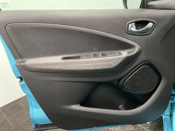 RENAULT ZOE - voiture d'occasion - Photo 19