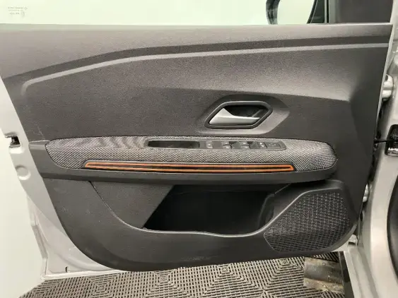 DACIA SANDERO III - voiture d'occasion - Photo 19