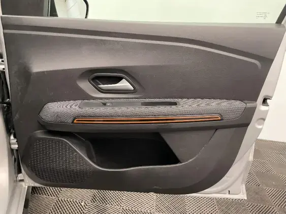 DACIA SANDERO III - voiture d'occasion - Photo 20