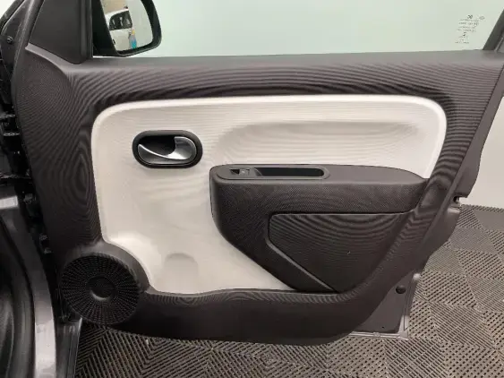 RENAULT TWINGO III - voiture d'occasion - Photo 20