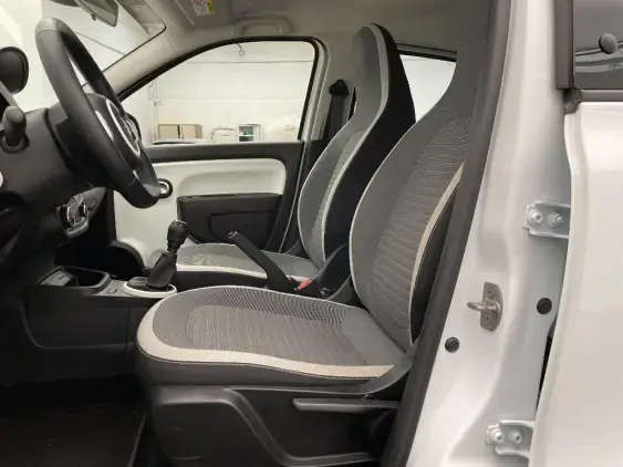 RENAULT TWINGO III - voiture d'occasion - Photo 18