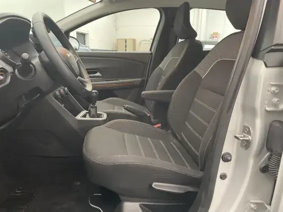 DACIA SANDERO III - voiture d'occasion - Photo 18