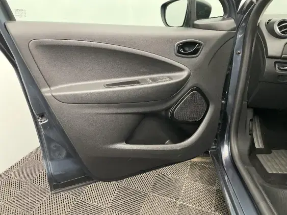 RENAULT ZOE - voiture d'occasion - Photo 19