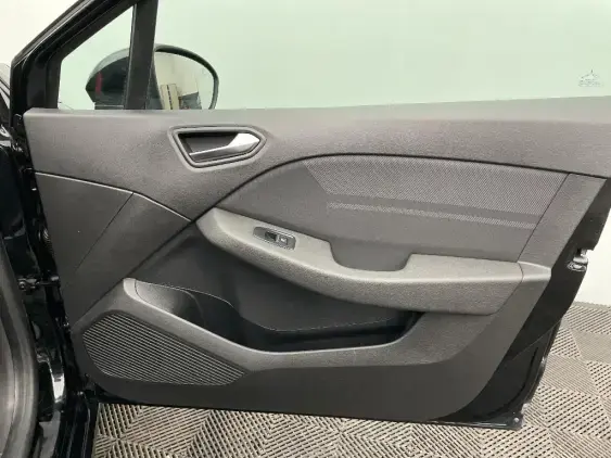 RENAULT CLIO V - voiture d'occasion - Photo 20