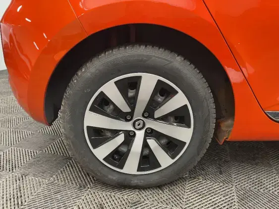 RENAULT CLIO V - voiture d'occasion - Photo 25