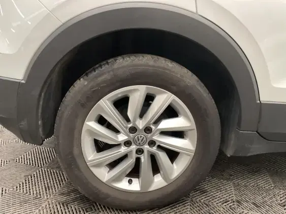 VOLKSWAGEN T-CROSS - voiture d'occasion - Photo 25