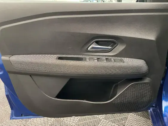 DACIA SANDERO III - voiture d'occasion - Photo 19