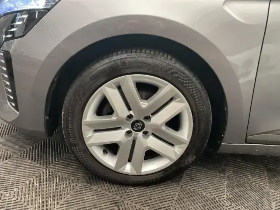 RENAULT CLIO V - voiture d'occasion - Photo 23