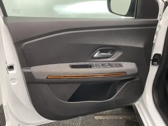 DACIA SANDERO III - voiture d'occasion - Photo 19