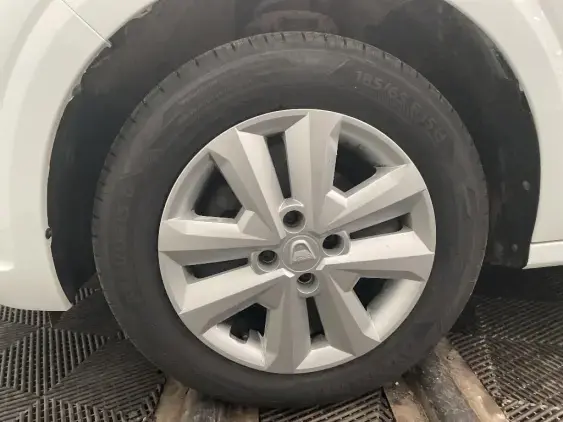 DACIA SANDERO III - voiture d'occasion - Photo 23