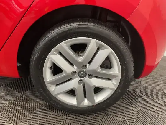 RENAULT CLIO V - voiture d'occasion - Photo 24