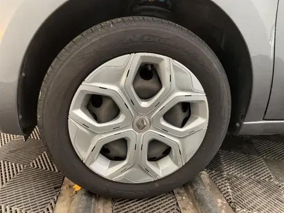 RENAULT TWINGO III - voiture d'occasion - Photo 23