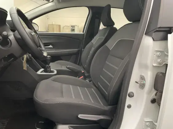 DACIA SANDERO III - voiture d'occasion - Photo 18