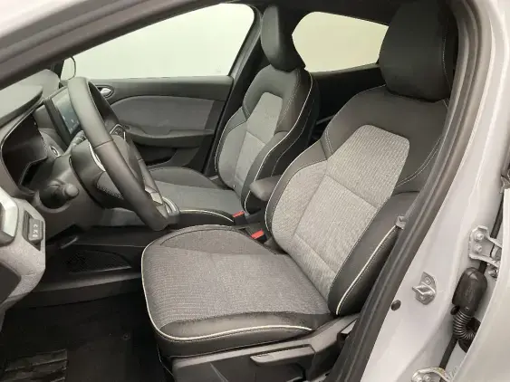 RENAULT CLIO V - voiture d'occasion - Photo 18