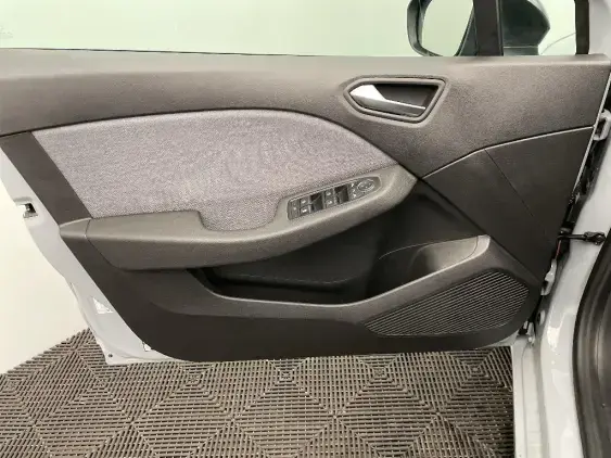 RENAULT CLIO V - voiture d'occasion - Photo 19