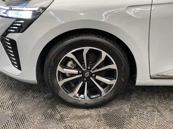 RENAULT CLIO V - voiture d'occasion - Photo 23