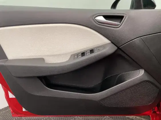 RENAULT CLIO V - voiture d'occasion - Photo 19