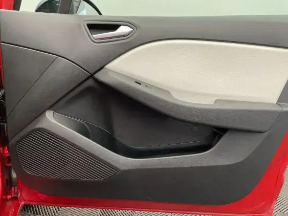 RENAULT CLIO V - voiture d'occasion - Photo 20