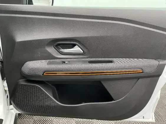 DACIA SANDERO III - voiture d'occasion - Photo 20