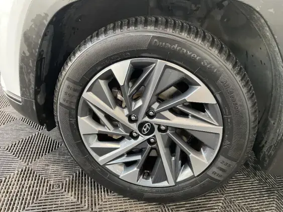 HYUNDAI TUCSON IV - voiture d'occasion - Photo 23