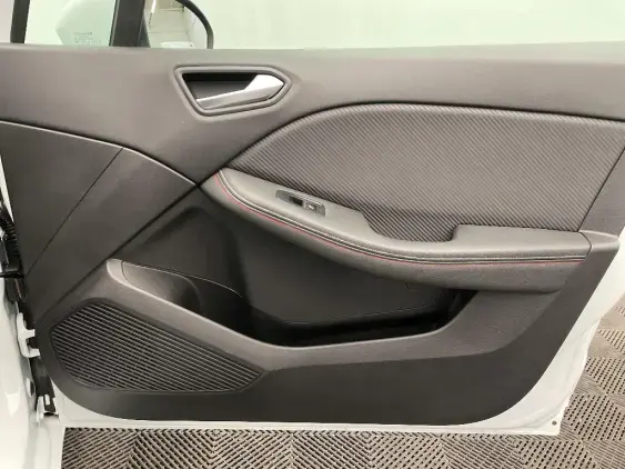 RENAULT CLIO V - voiture d'occasion - Photo 20